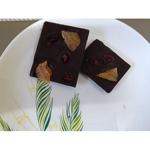 Tropical Fusion Chocolate Bar: Dried Cranberry and Pineapple Delight - Image 2